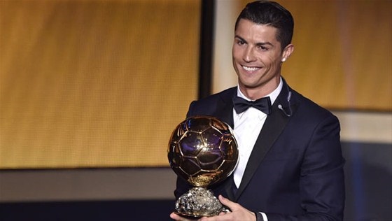 Ronaldo dan 123 milyonluk bağış